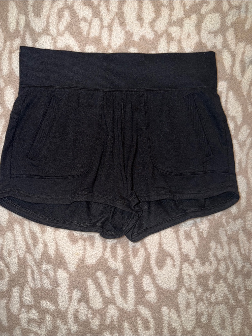 Athleta Black Mid-Rise Lounge Shorts